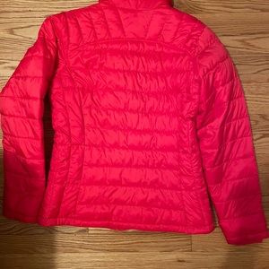 Columbia Size Small Woman’s Jacket in Red